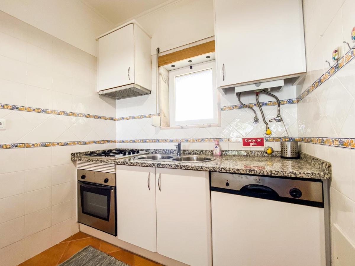Sea View Apartment By Beach & Marina #1869 Lagos Esterno foto